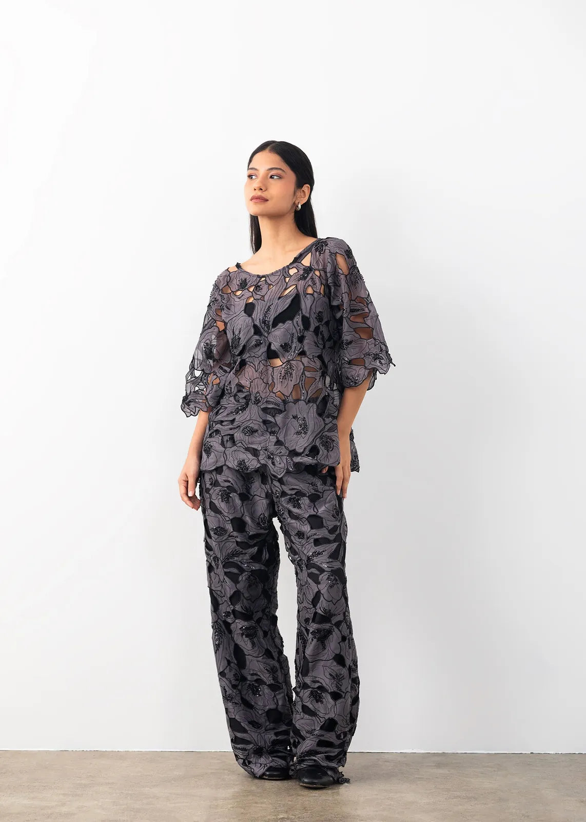 cutwork coord, image 8