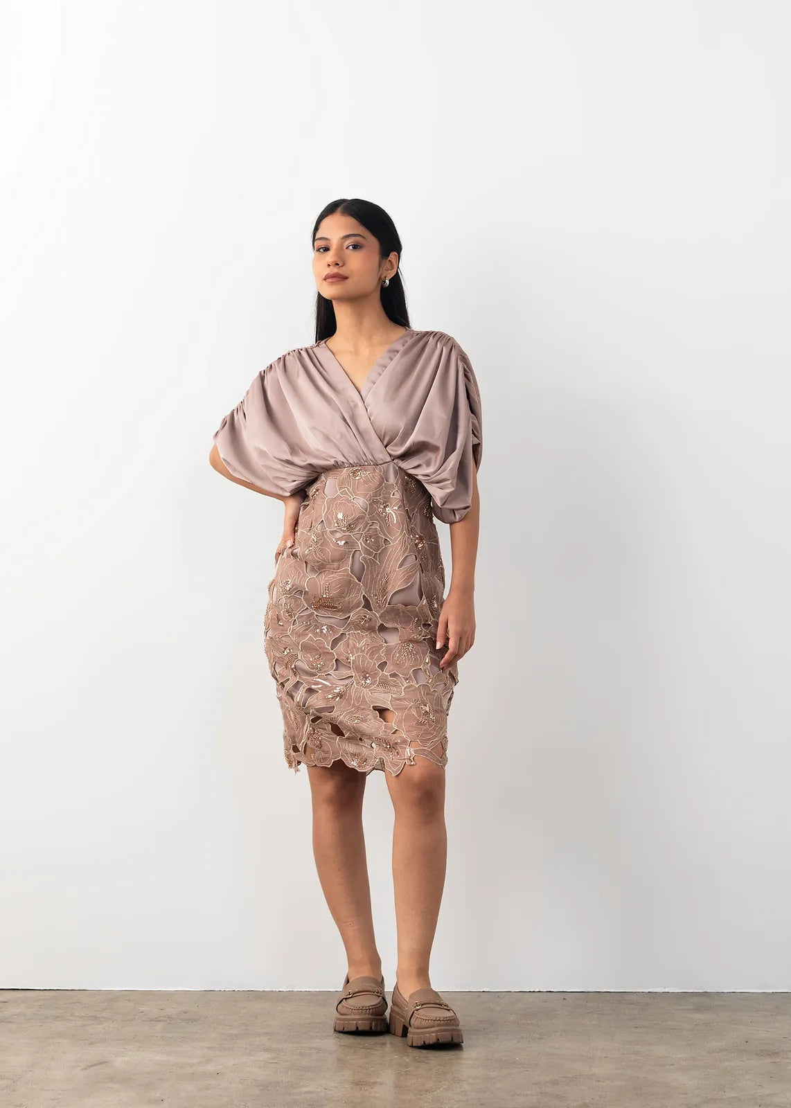 cutwork gather dress, image 6