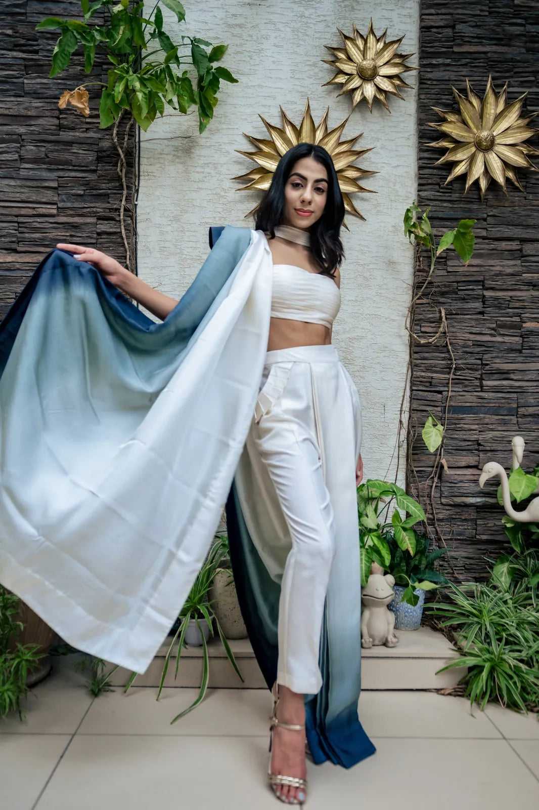 desi girl saree, image 1