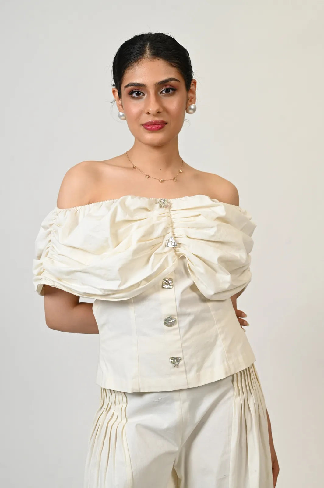 divya chawla in coconut cooler top, image 27