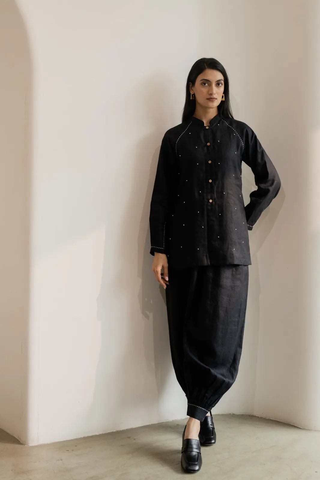 ebony black short kurta, image 4