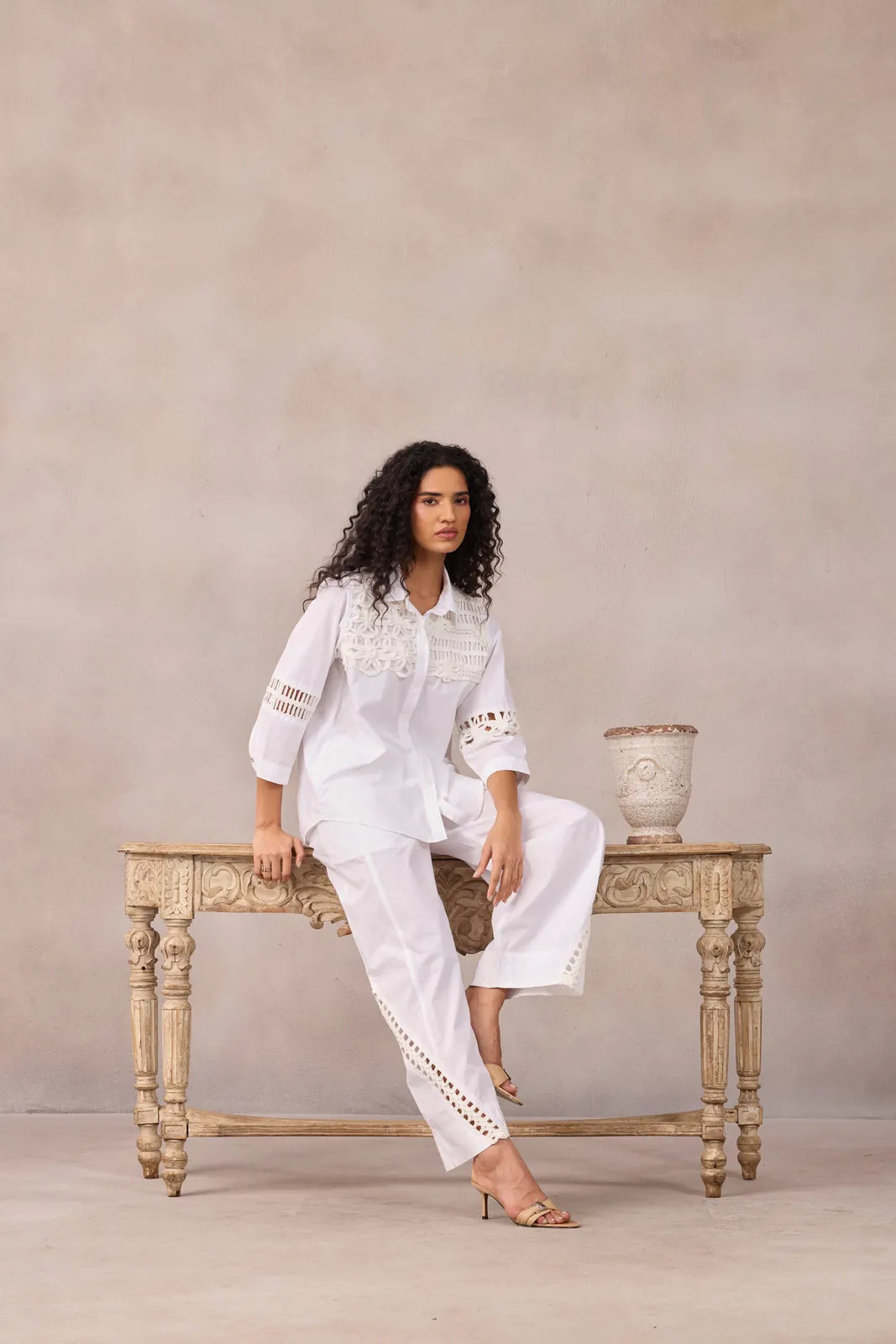 eleanor set, image 3