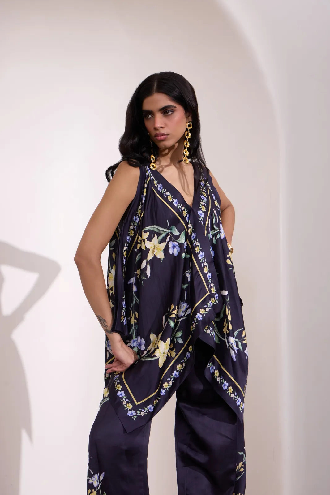 fleur archive scarf top — image 4