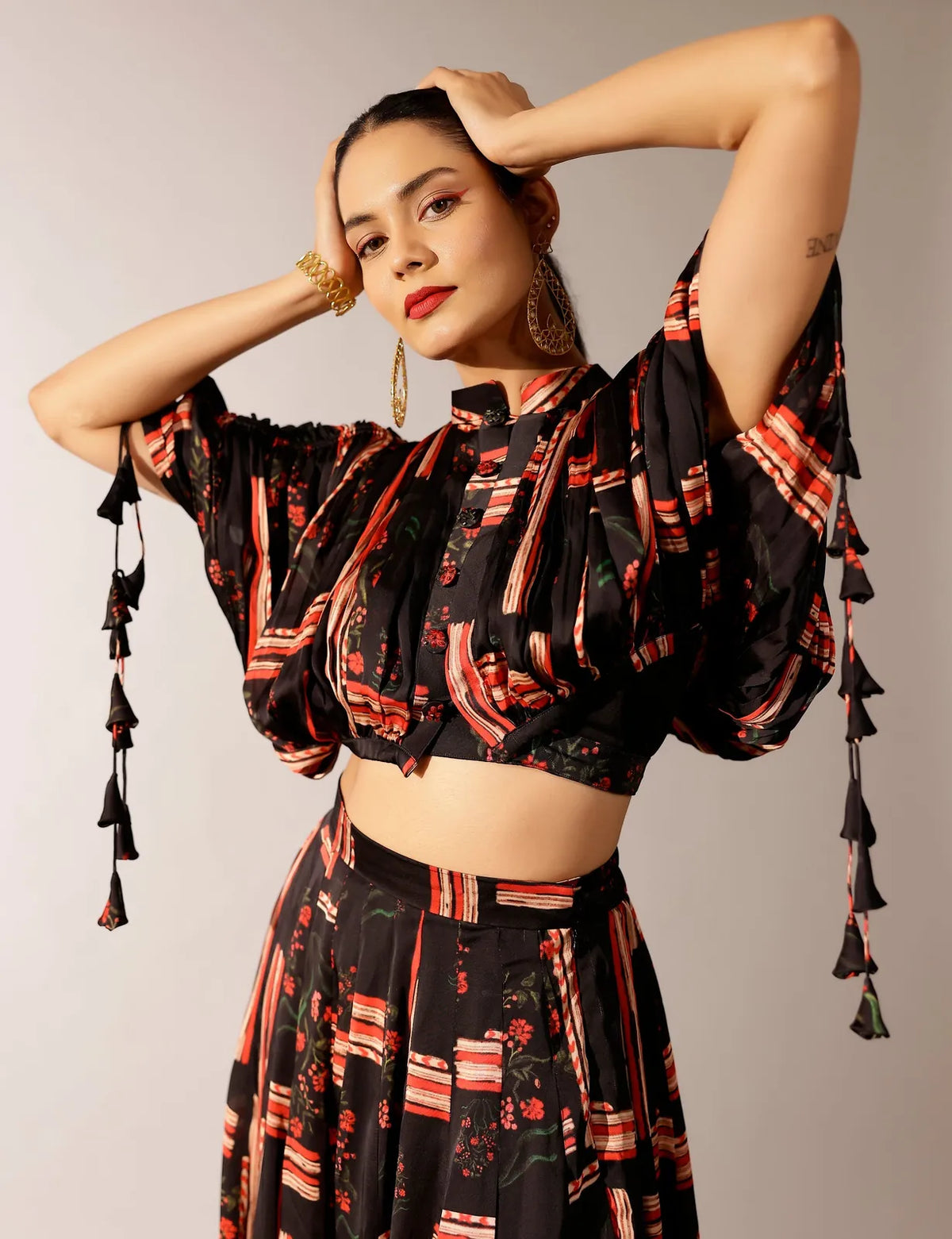 johri kalidar skirt with draped jacket and bustier, image 7