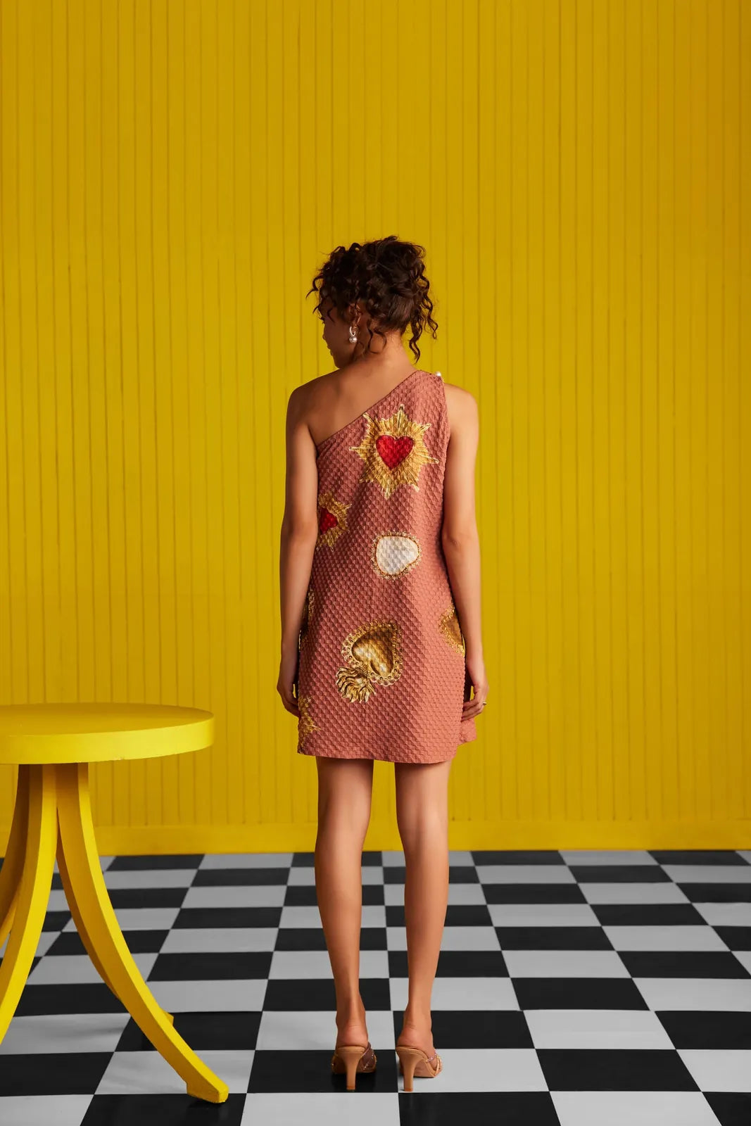 kiss and tell, image 4