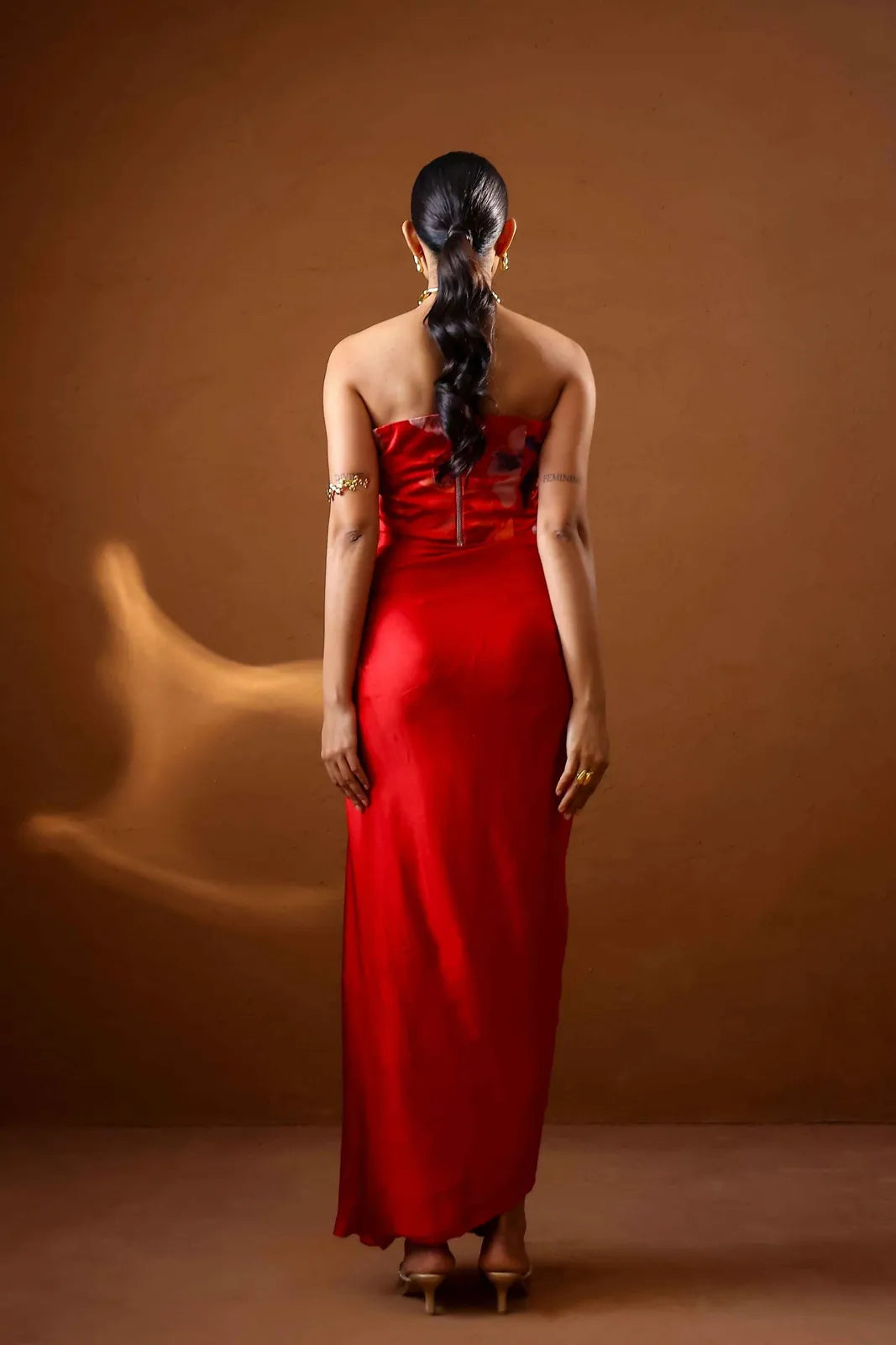 malabari embroidered corset with draped skirt, image 6