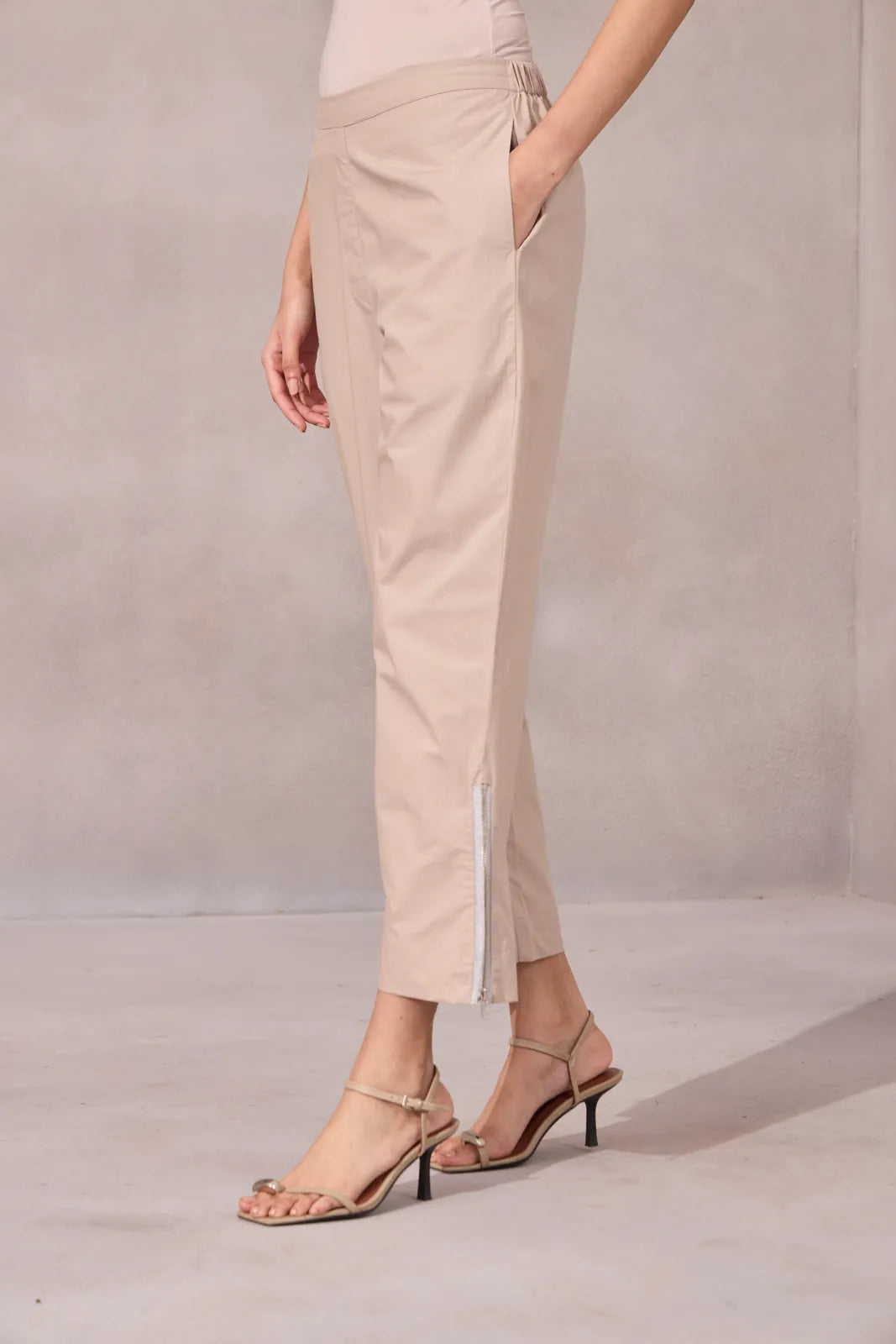 maxine pant, image 2