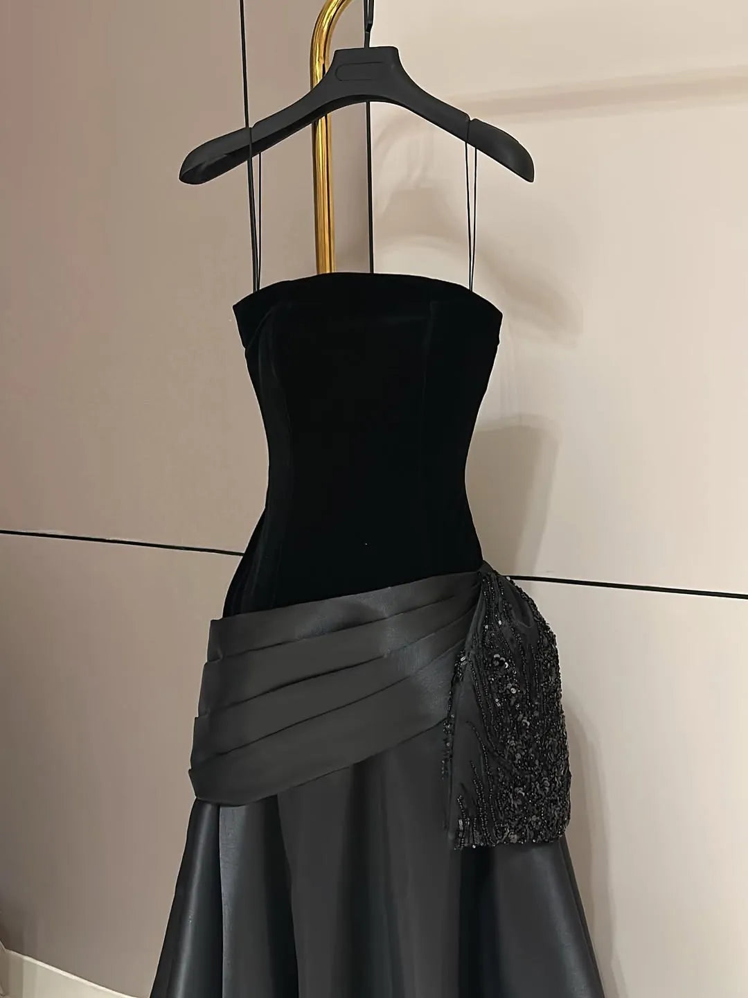 midnight majesty gown, image 3