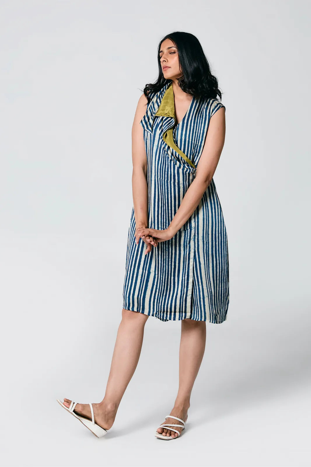 neck flap dress, image 3