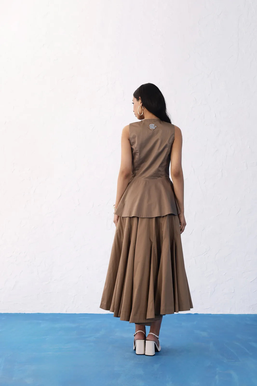 neeharika singh in lily vanderwoodsen set (sleeveless), image 19