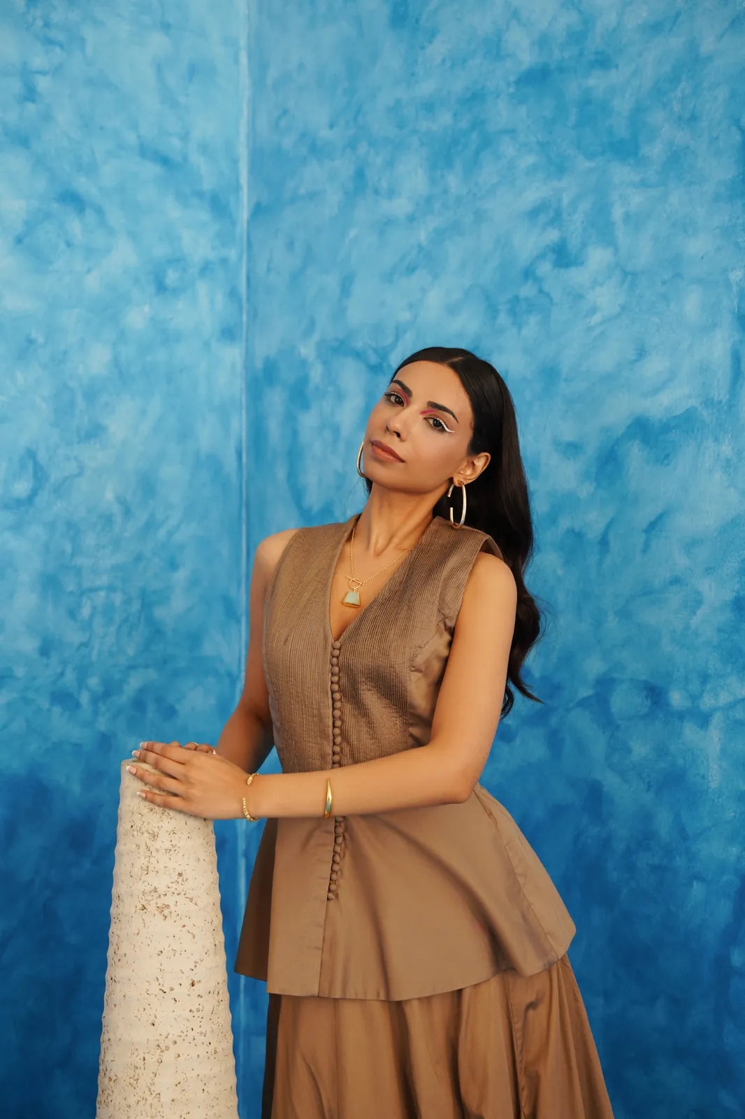 neeharika singh in lily vanderwoodsen set (sleeveless), image 9