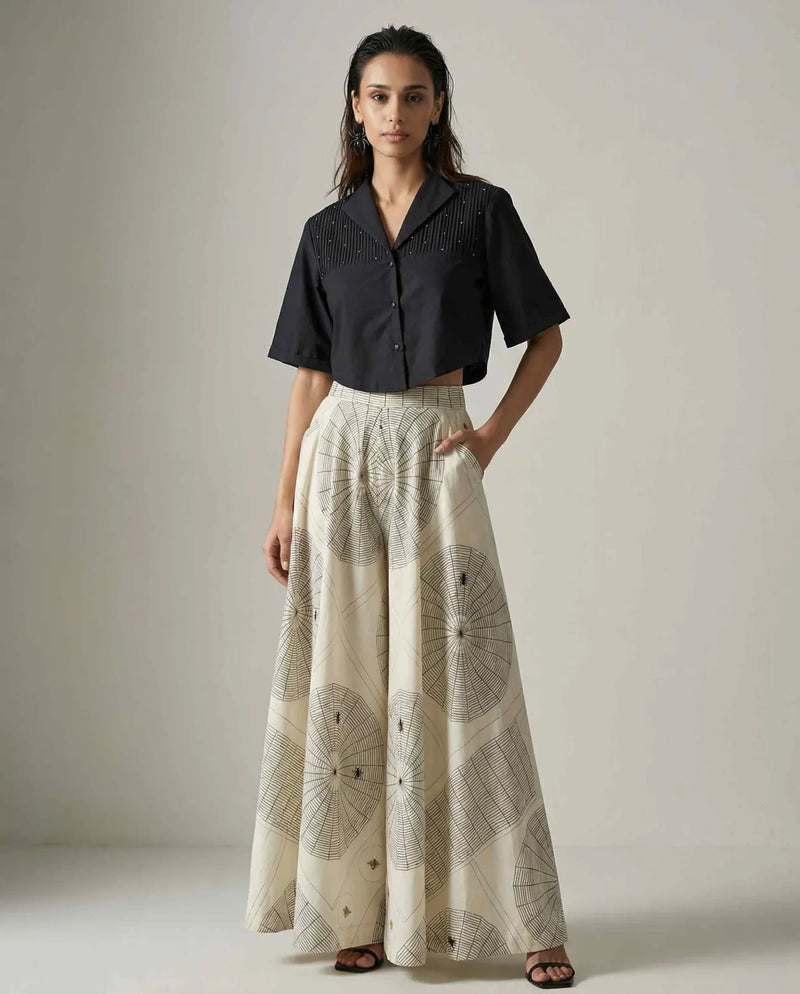 Noir Pleat Crop