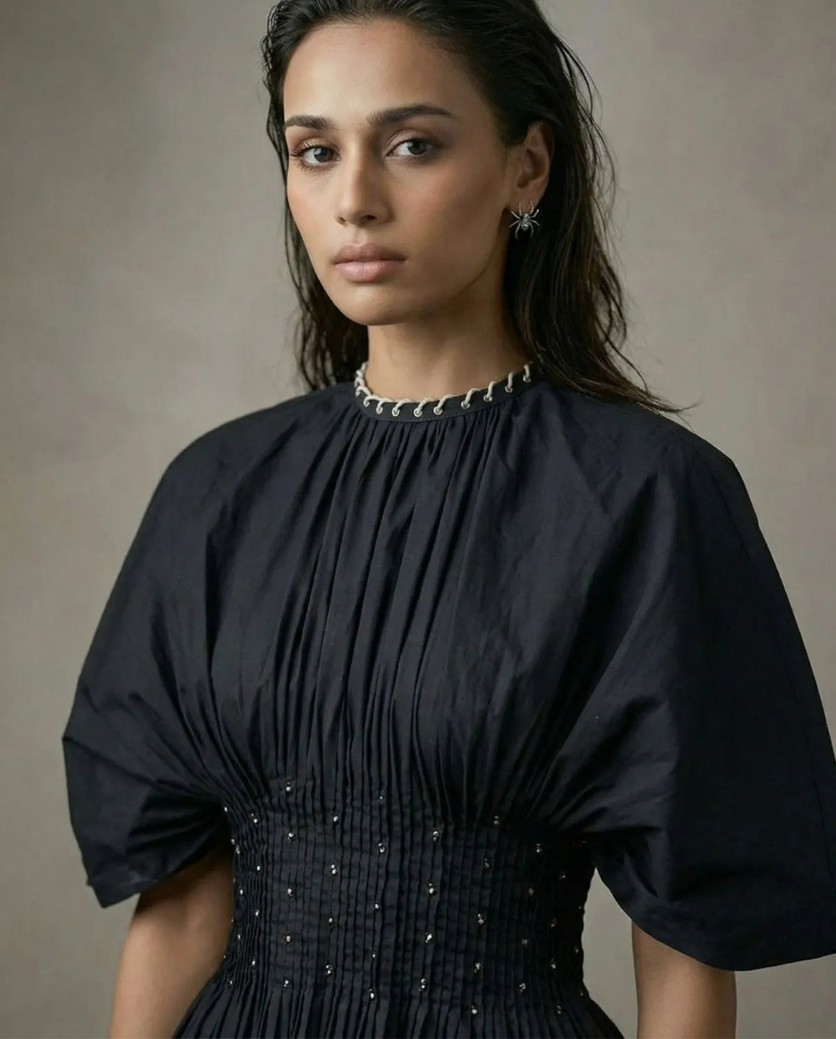 noir halo peplum, image 3