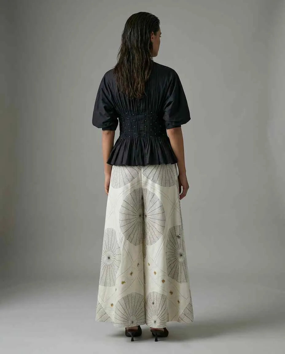 noir halo peplum, image 4