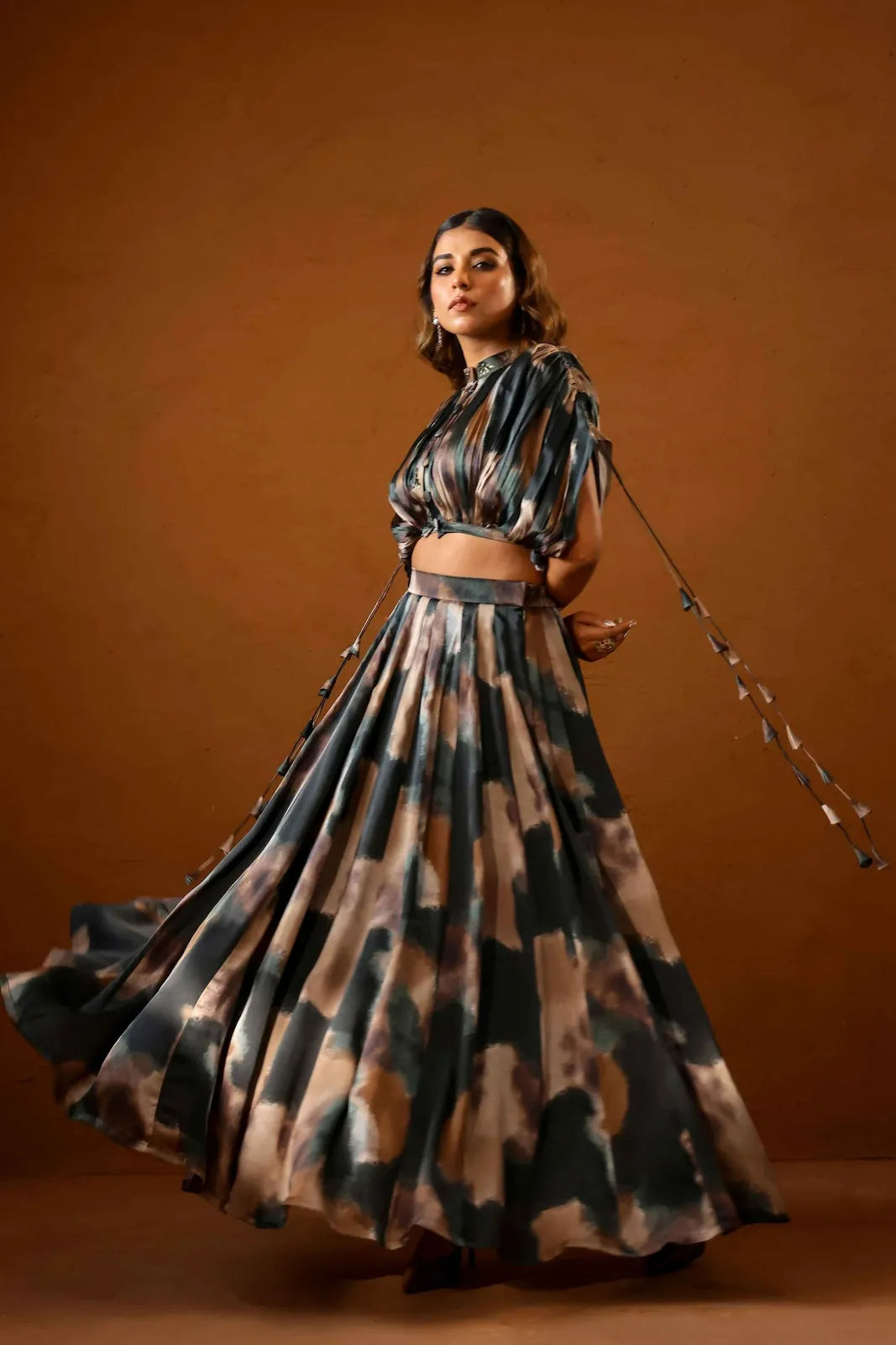 heena somani in patina skirt paired with bustier and jacket, image 2