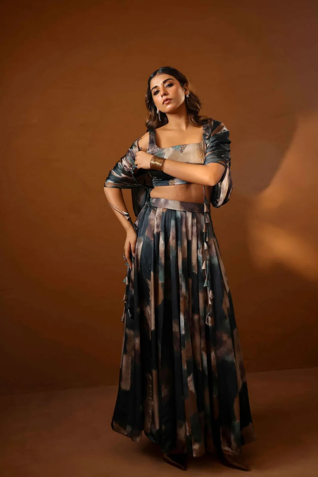 heena somani in patina skirt paired with bustier and jacket, image 7