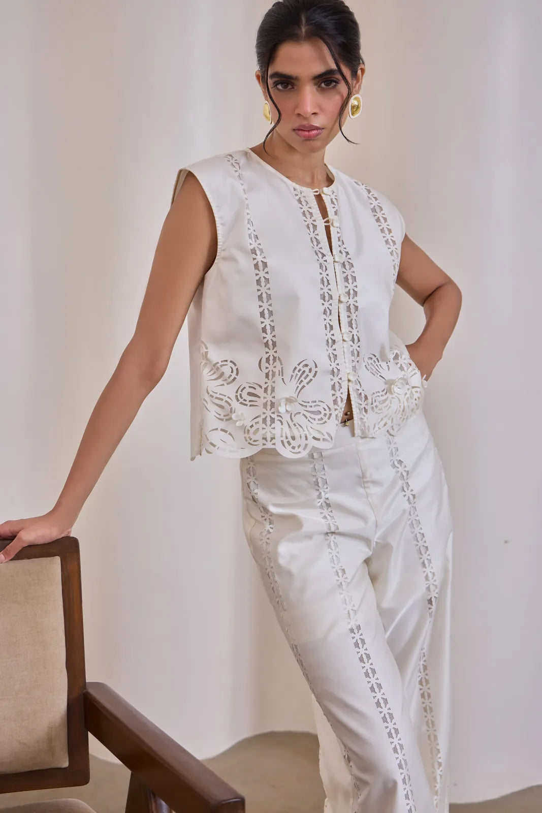 pearl cut-work jacket, image 1
