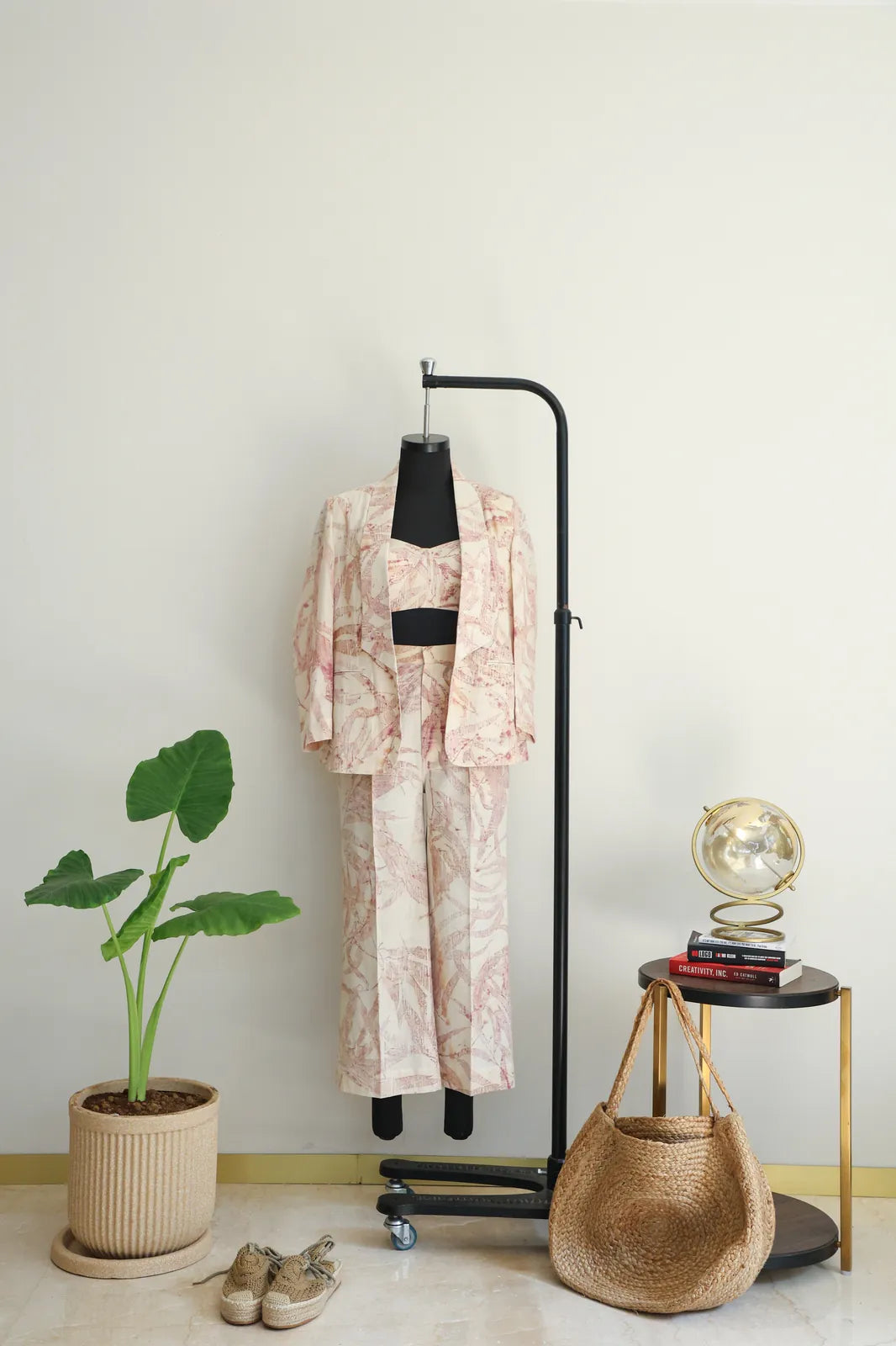 pink foliage 3-piece blazer set with bralette & pants, image 1