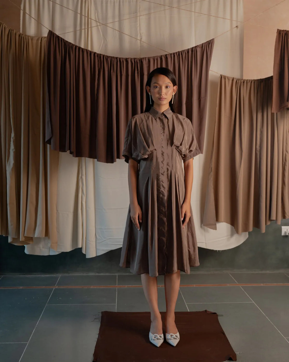 pleated shirt dress, image 9