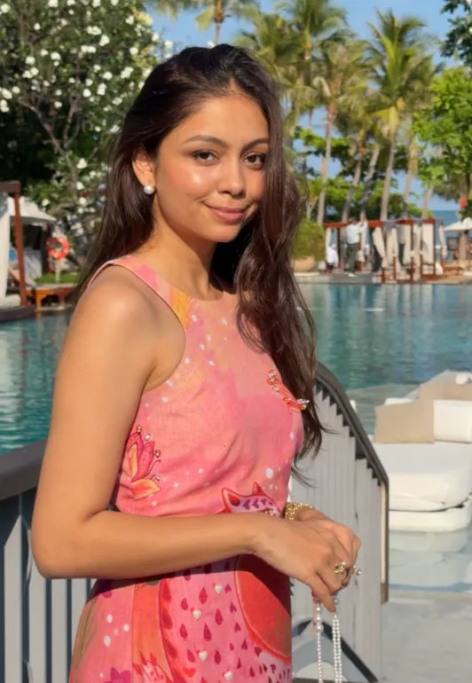 pranali mistry in pinky ponky, image 1