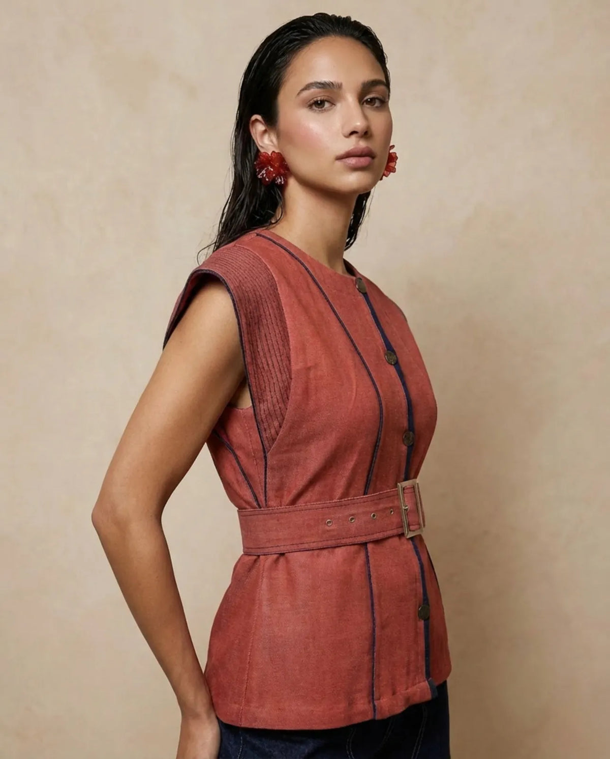 scarlet line top, image 2