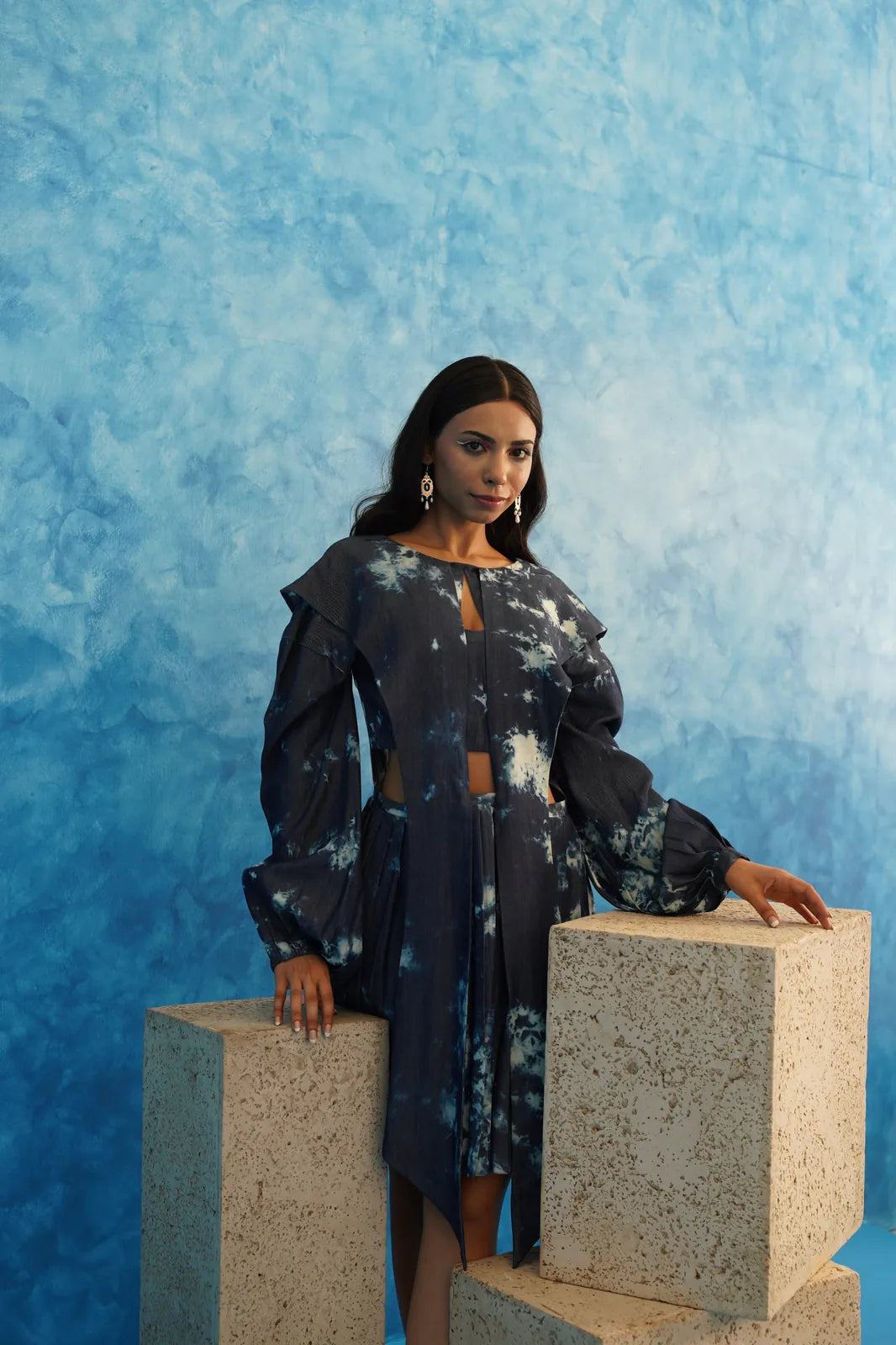 shibani khanna in mia thermopolis dress, image 4