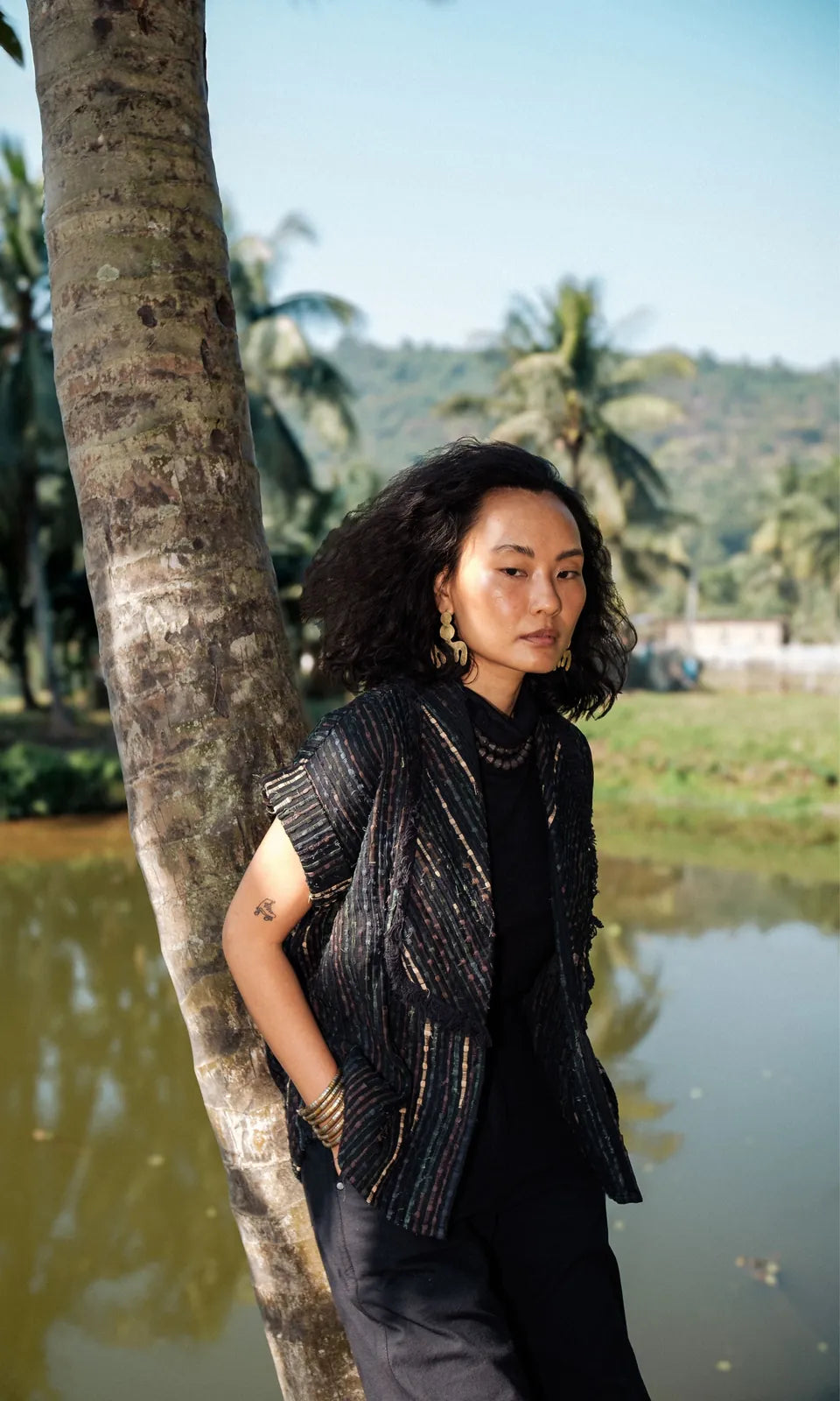 handwoven berlin shawl collar top - black green, image 1