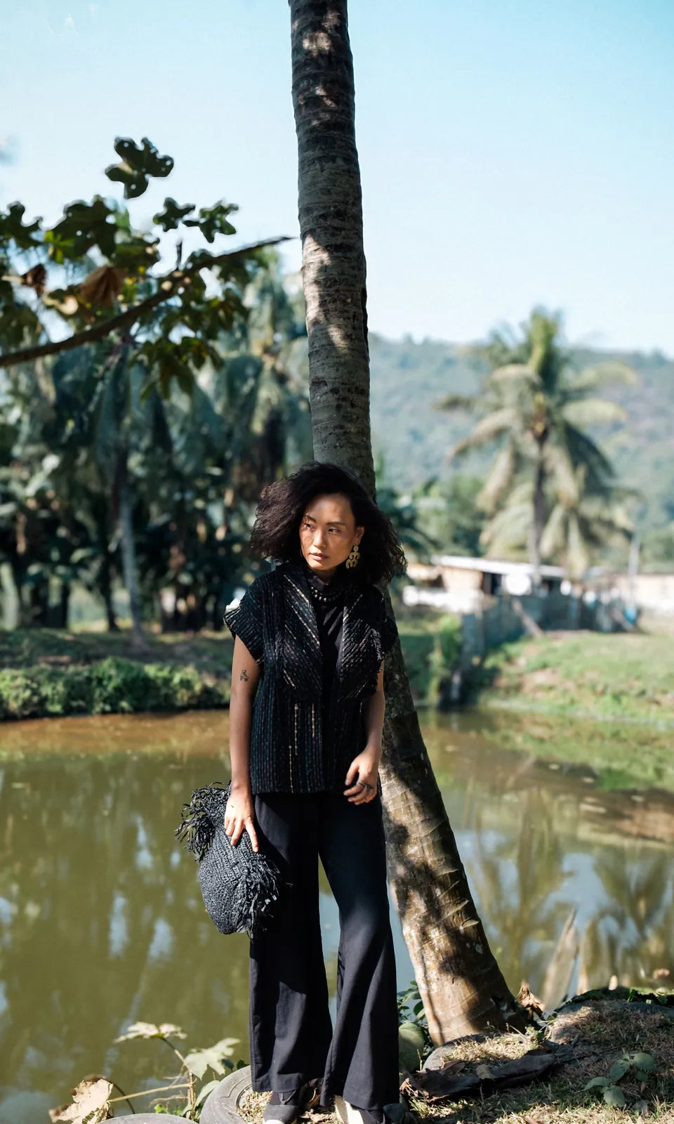 handwoven berlin shawl collar top - black green, image 2